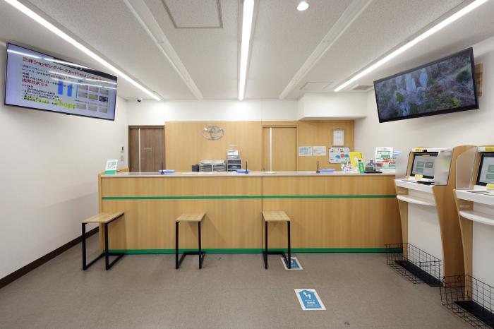 岡山駅西口広場前店